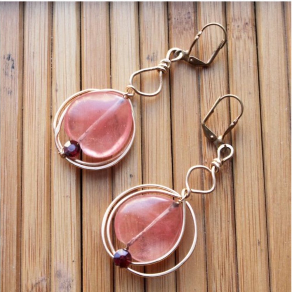 ‼️SOLD‼️ Artisan Wire Earrings with Pink Stone